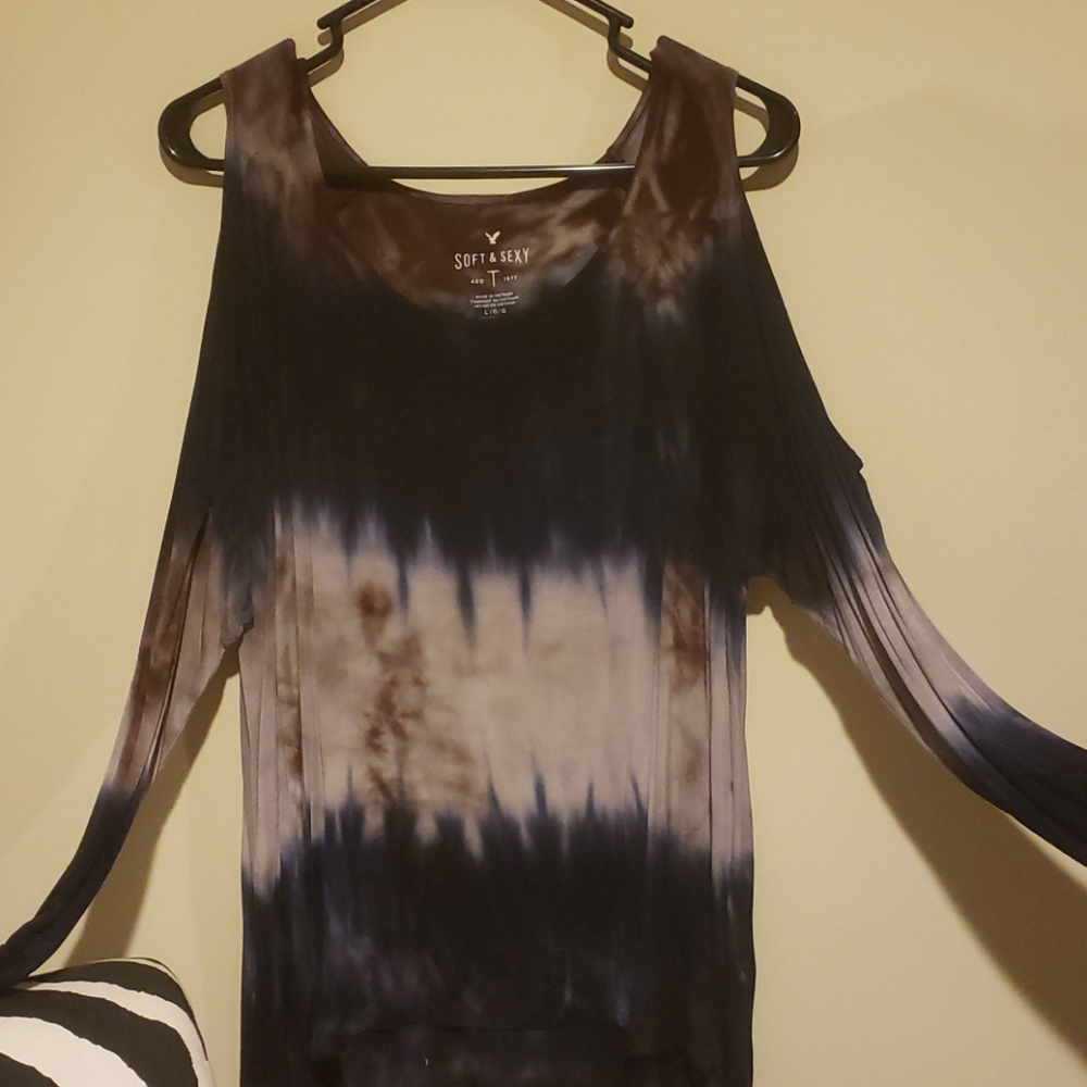 American Eagle top